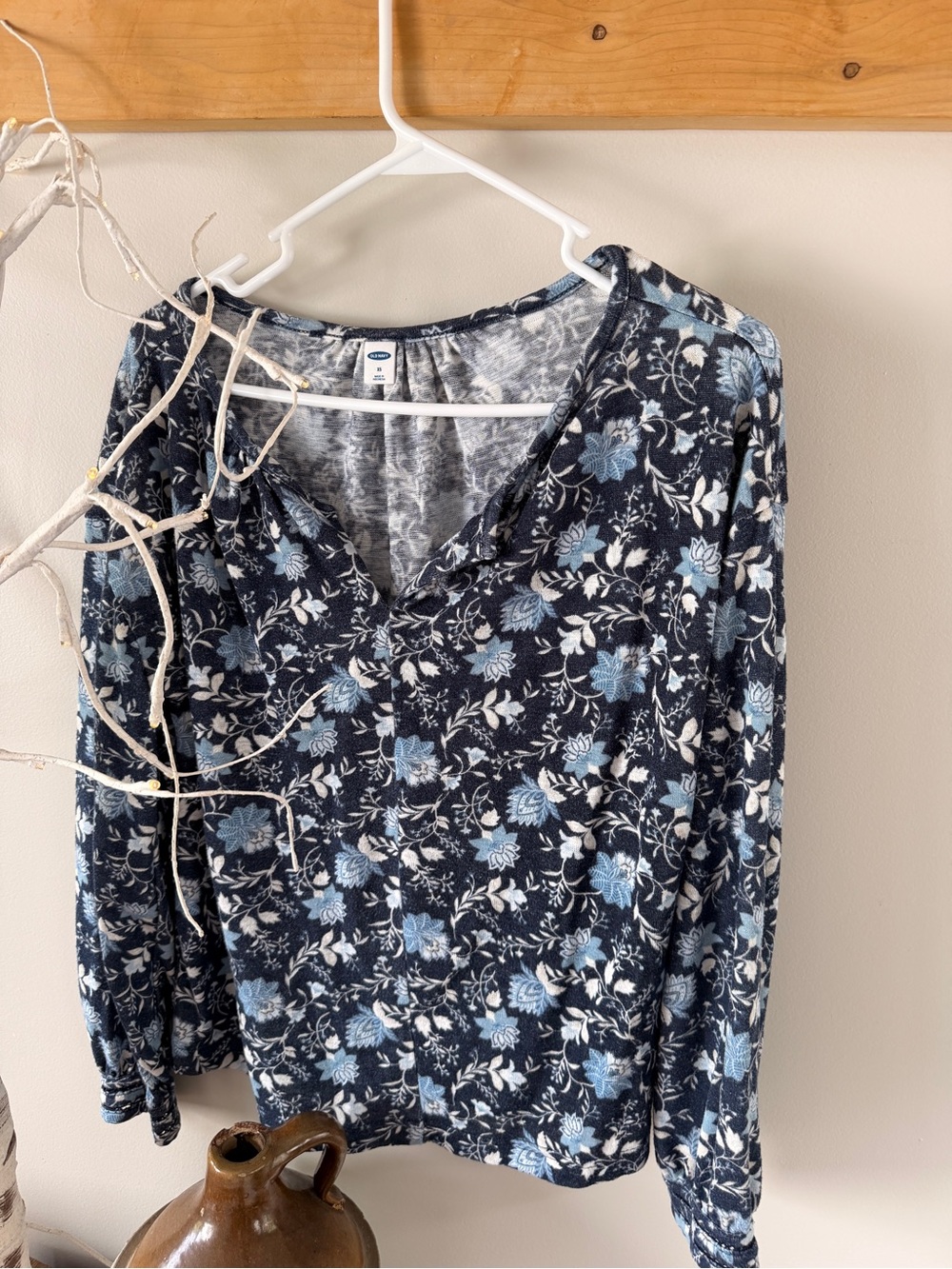 Old Navy Navy and Light Blue Floral Long-Sleeve Henley